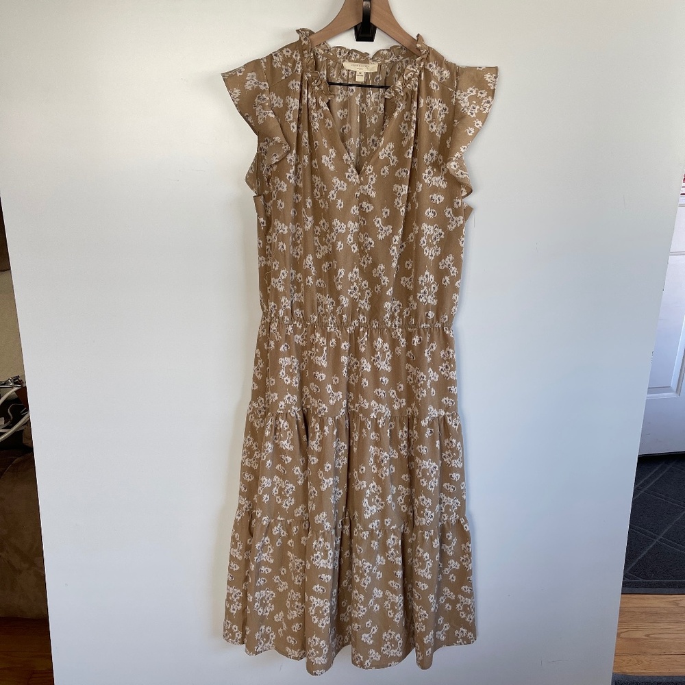 Grade & Gather Flutter Sleeve V-Neck‎ Tan floral maxi dress NWOT Size M